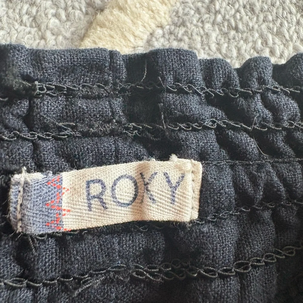 Roxy Navy Textured Pants - Picture 3 of 3